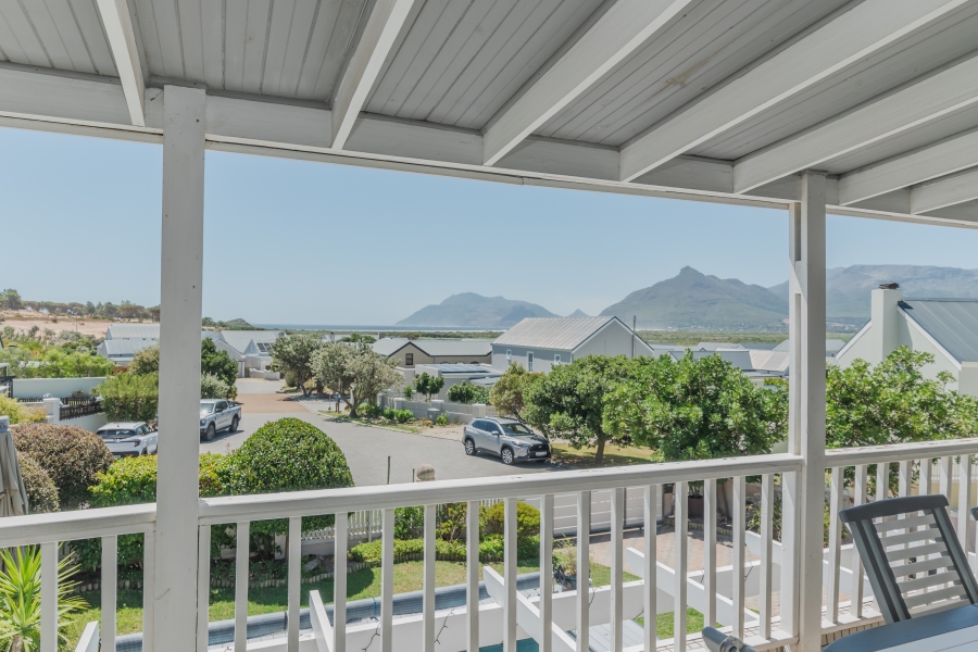 4 Bedroom Property for Sale in Bluewater Estate Western Cape